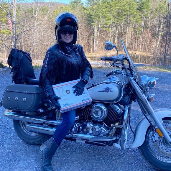 Meet your Posher, Mandolyn - Picture 2 of 4